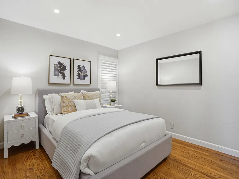 1945 Trinity Ave #1 — Photo 8