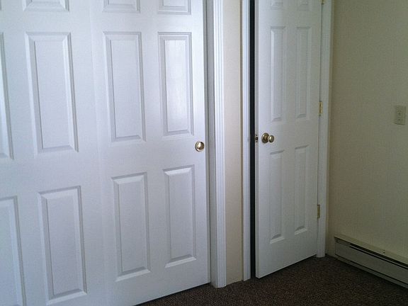 4th image of 13 Church St