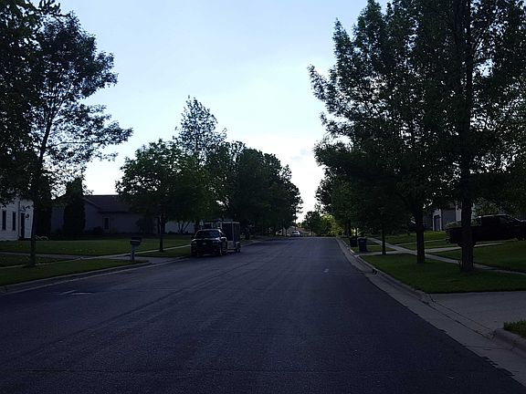 4th image of 215 W Freidel Dr