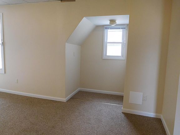 Desk area in Living Room
