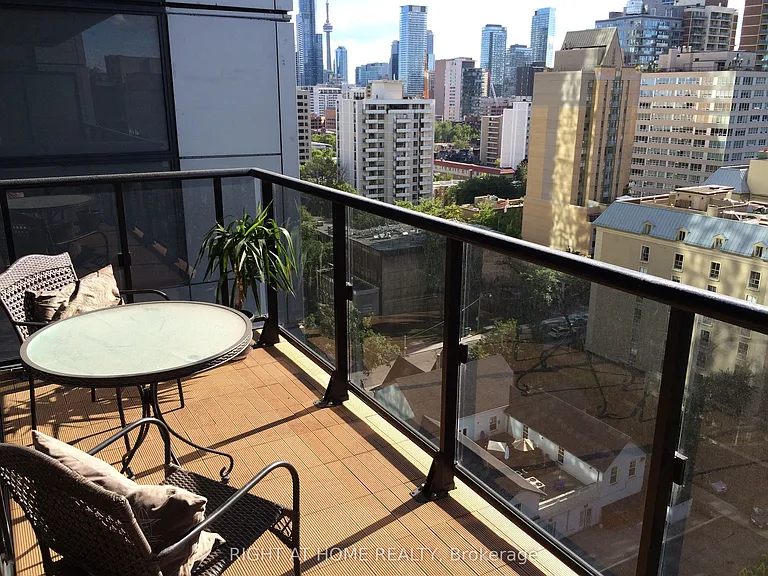 28 Ted Rogers Way #1506 — Photo 4