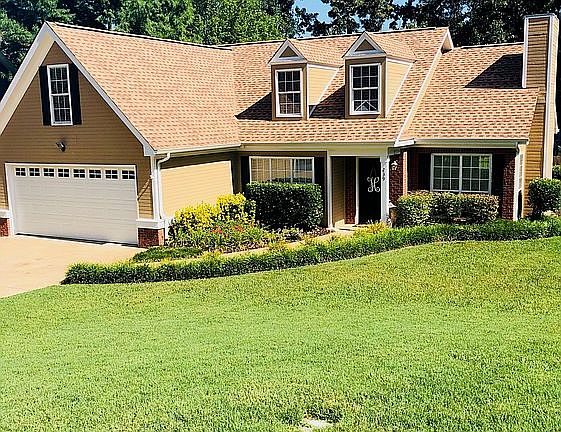 2nd image of 239 Brently Woods Dr