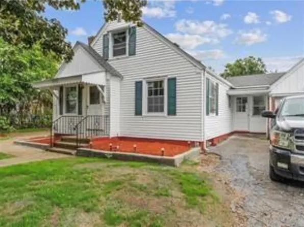 270 Fiat Ave, Cranston, RI 02910