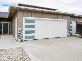 102 E Ivy Rd, Tea, SD 57064