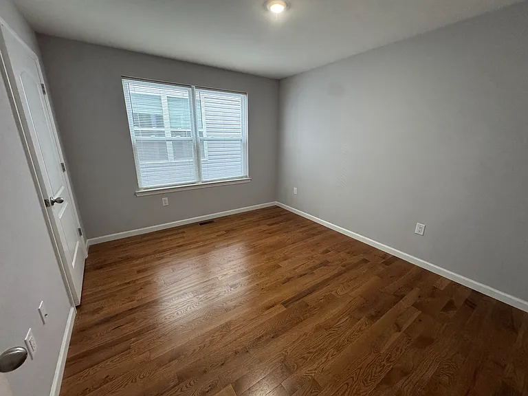 301 N 13th St #1 — Photo 16