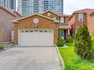 3586 Italia Cres, Mississauga, ON L5B 3T5