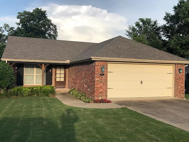 5707 Bryan St — Photo 2