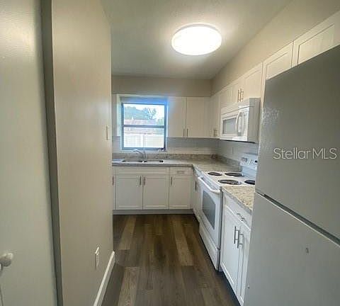 3rd image of 3622 Willow Oak Rd