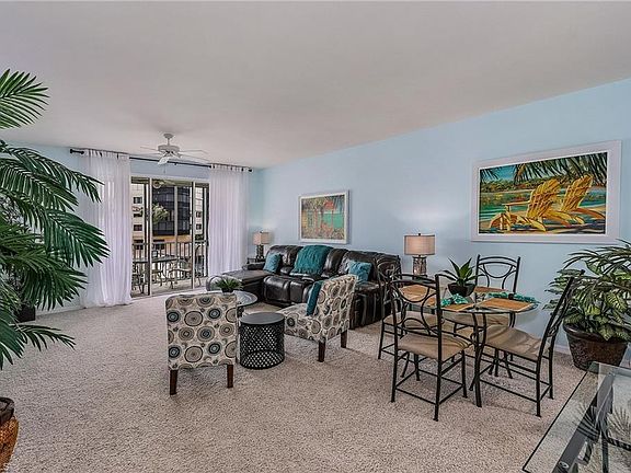 4th image of 4321 Bay Beach Ln APT 613
