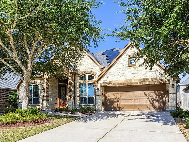 29114 Davenport Dr — Photo 2