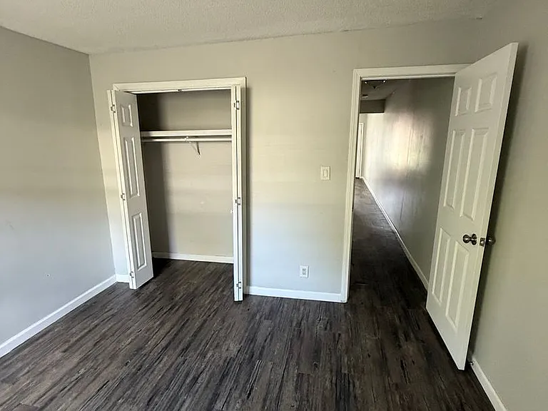The Ridge Apartments — Photo 6