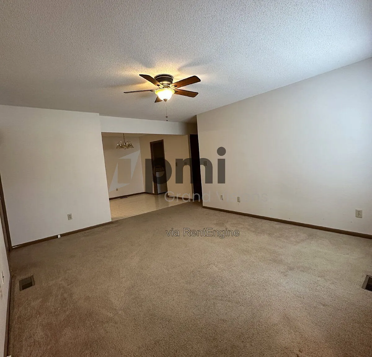 2 bed, 2.0 bath, 800 sqft, $991 — Photo 3