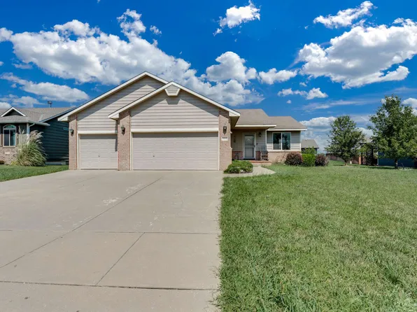 2010 E Teak Ct, Andover, KS 67002