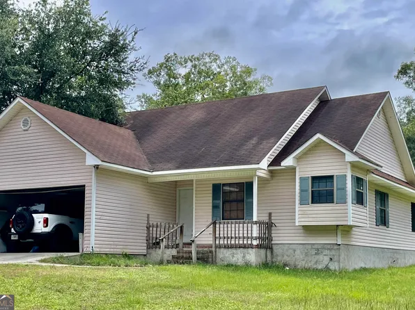 204 Lewis St, Statesboro, GA 30458