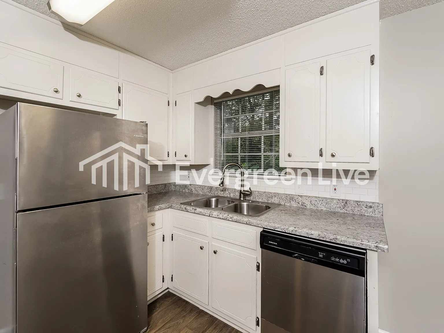 3 bed, 2.0 bath, 1547 sqft, $1,445 — Photo 3