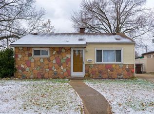 34469 Phyllis St, Wayne, MI 48184