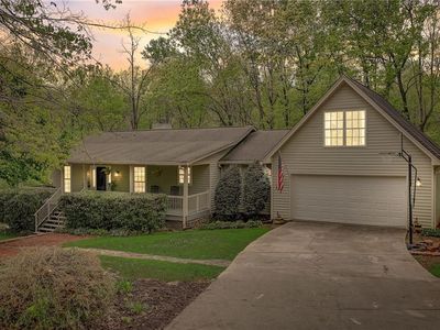 1000 Thornwood Ln, Dacula, GA, 30019