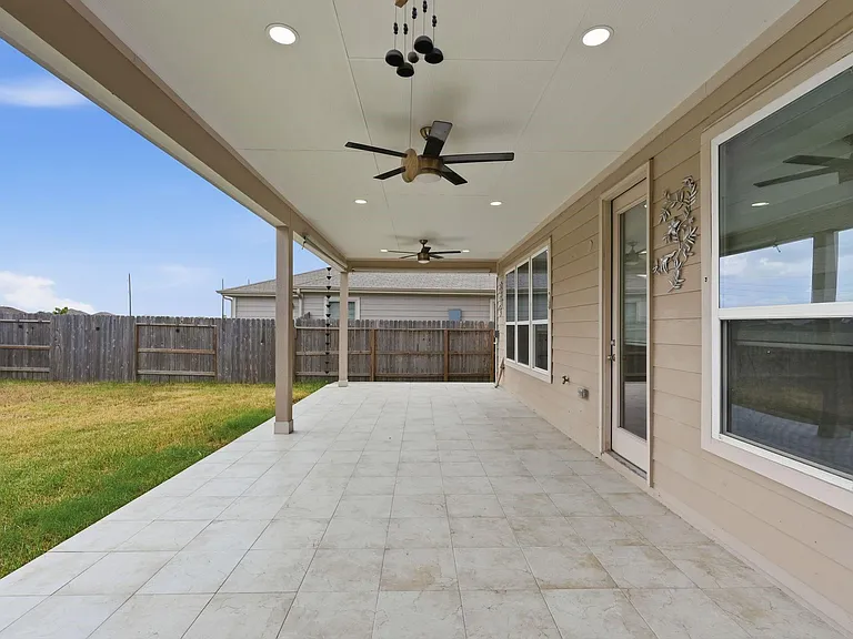 3322 Forest Chitto Dr — Photo 26