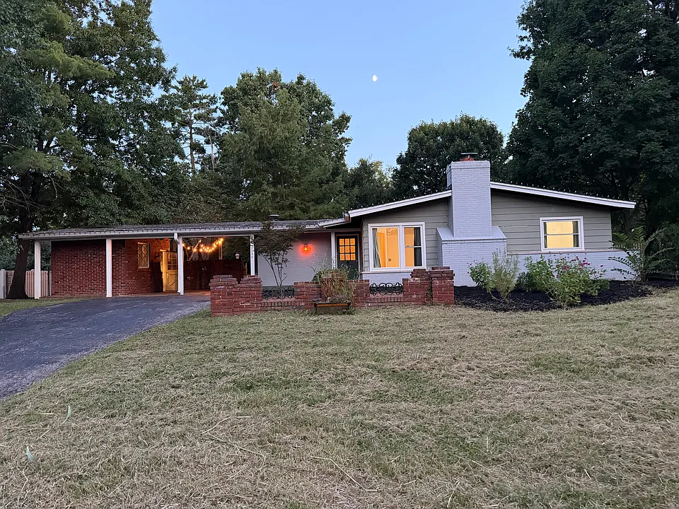 2526 Trossock Ln
