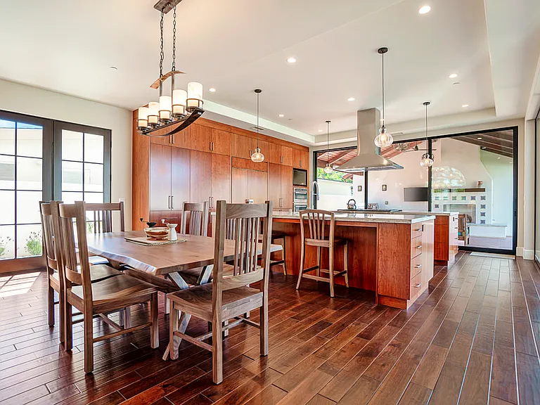 1010 Pine St — Photo 11