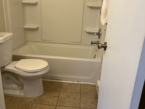 3rd image of 4666 Wayne Meadows Cir #4