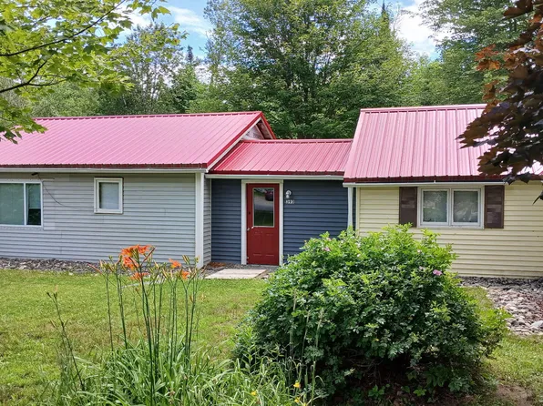 393 Lagrange Road, Bradford, ME 04410
