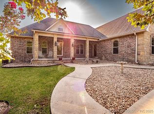 30 Georgetown Cir, McAlester, OK 74501