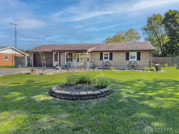 279 Eastview Dr, Urbana, OH 43078