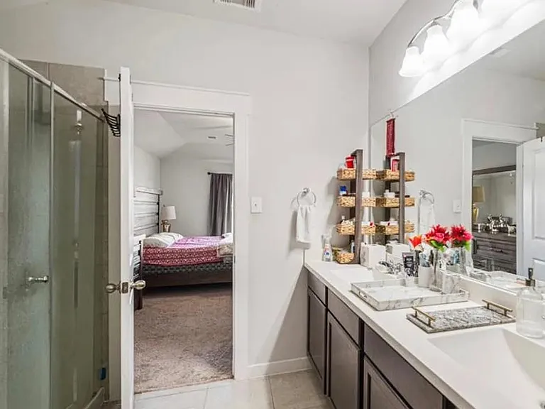 15419 Royce Holly Dr — Photo 16