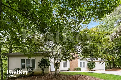 4275 Red Fox Trl Photo 1