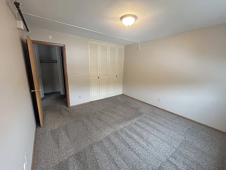 2390 7th St W — Photo 27