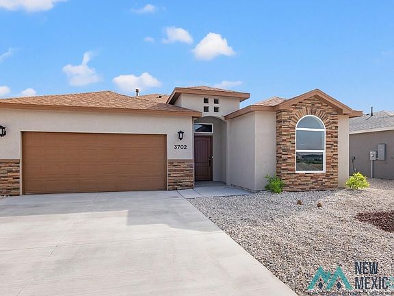 3rd image of 3702 Honeysuckle Dr