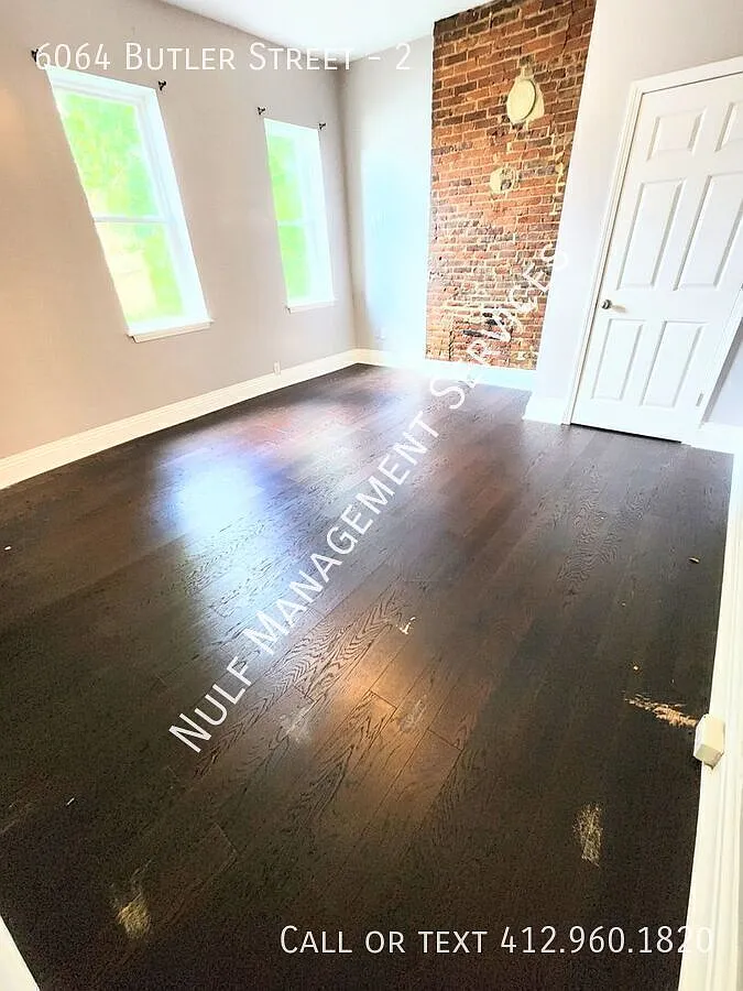1 bed, 1 bath + bonus room in Stanton Heights — Photo 4