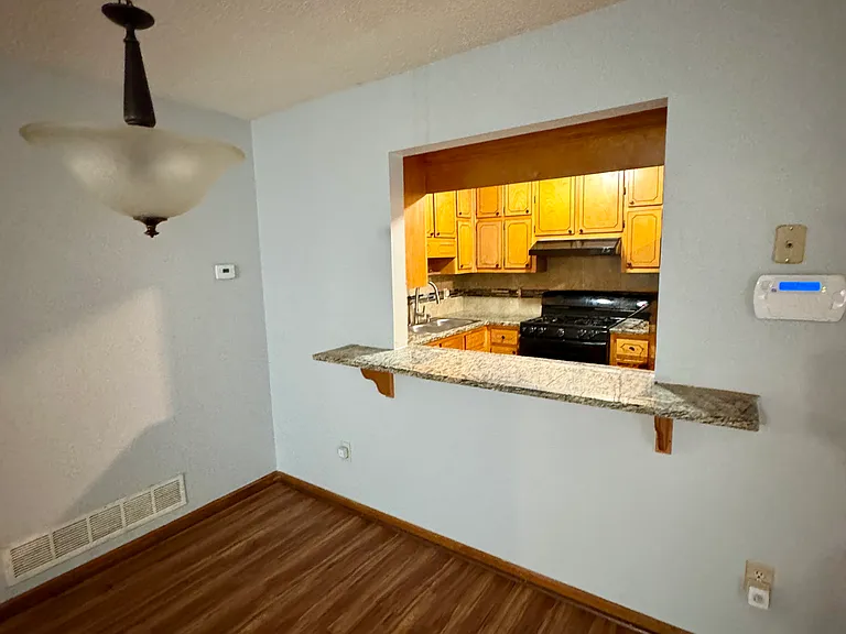 170 Chesapeake Dr — Photo 8