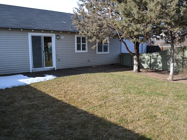 61121 Larkspur Loop — Photo 14