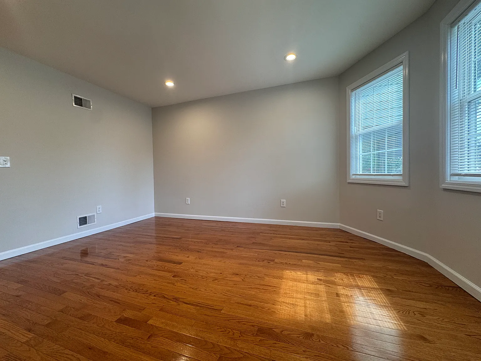 2 bed, $2,700 — Photo 2