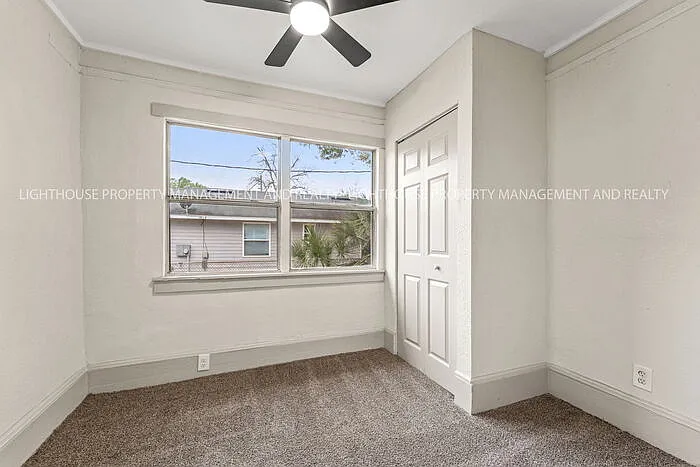 1417 W 31st St — Photo 10