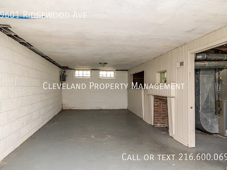 19601 Ridgewood Ave — Photo 8