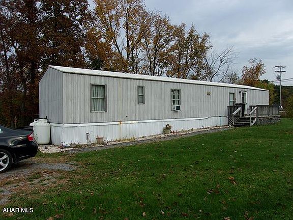 2nd image of 3941-3947 Lincoln Hwy