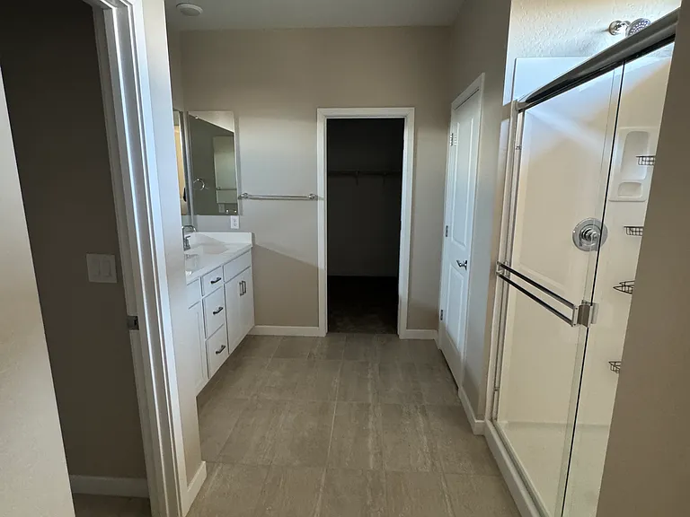 17016 W Cavedale Dr — Photo 13