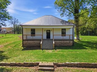 202 S Howard Ave, Landrum, SC 29356