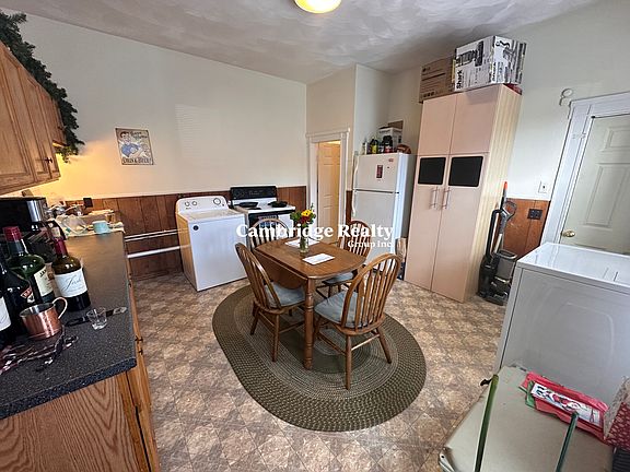2nd image of 543 Broadway #1T