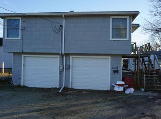 812 1/2 E North St, Pontiac, IL 61764
