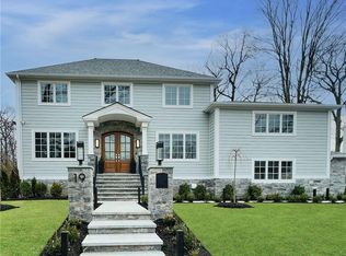 19 Rugby Rd, New Rochelle, NY 10804