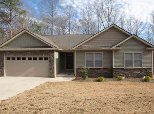 206 Laurelwood Dr, Boiling Springs, SC 29316