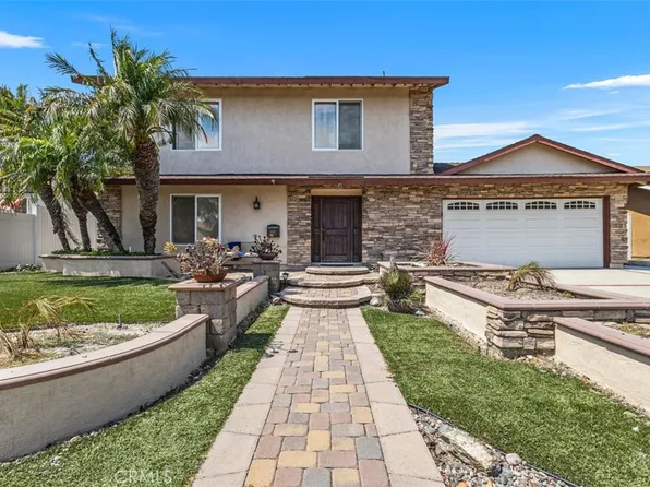9121 Madeline Dr, Huntington Beach, CA 92646