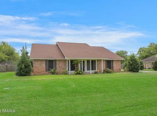 118 Suzanne Dejean Dr, Opelousas, LA 70570