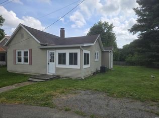 1398 S Us Hwy #33, Wawaka, IN 46794