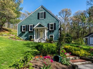 13 Hickory Cir, Mashpee, MA 02649