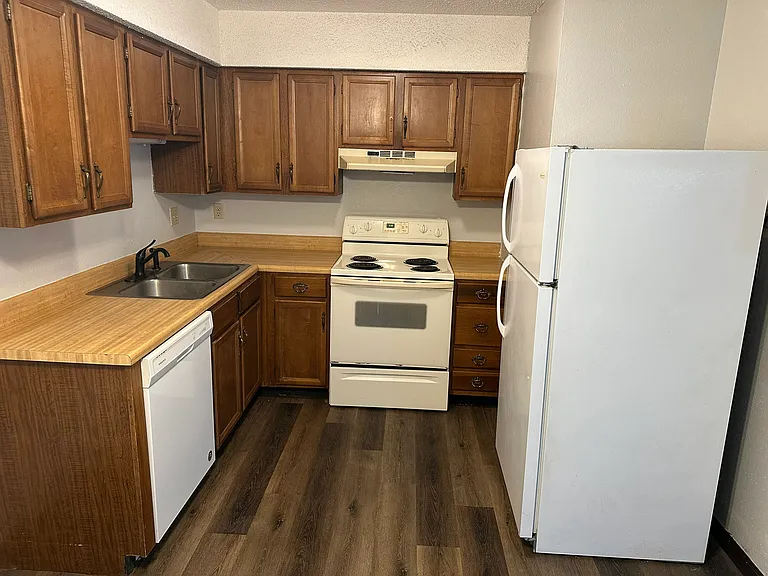 204 Granada Blvd #C — Photo 11